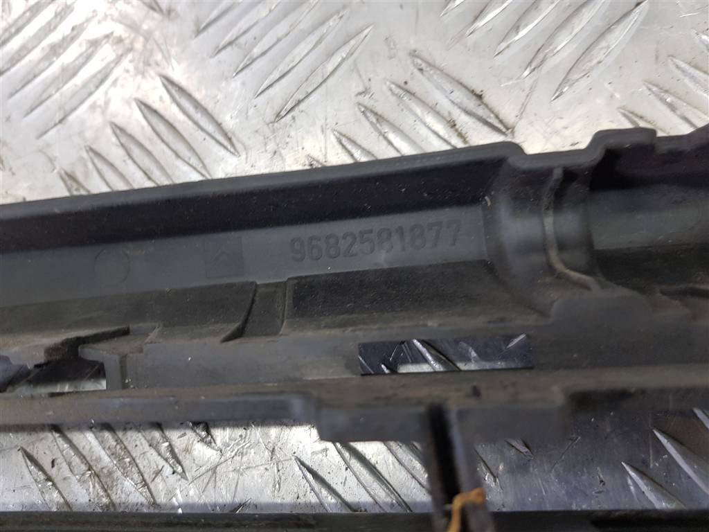 решетка бампера Citroen Berlingo  9682581877, 6730 рублей, Москва