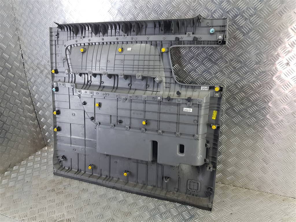 обшивка двери Hyundai Grand Starex  833024H010, 5000 рублей, Москва