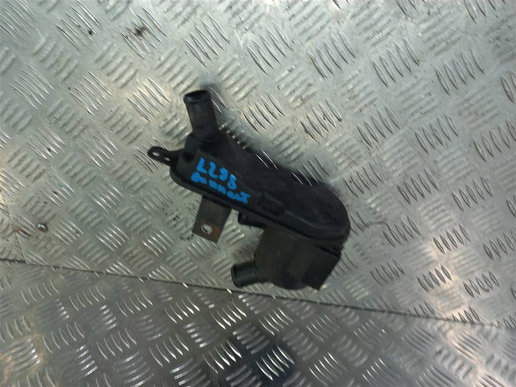 маслоотделитель (сапун) FORD Tourneo Connect  1440654, 860 рублей, Москва