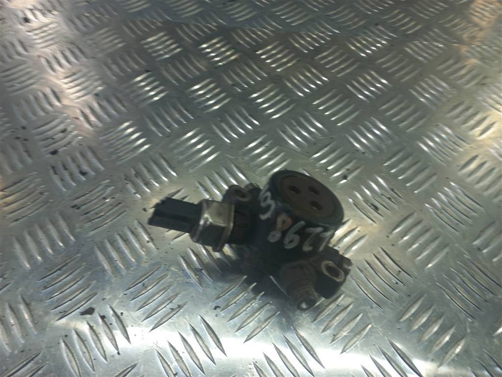 рампа топливная FORD Tourneo Connect  1445928, 2130 рублей, Москва