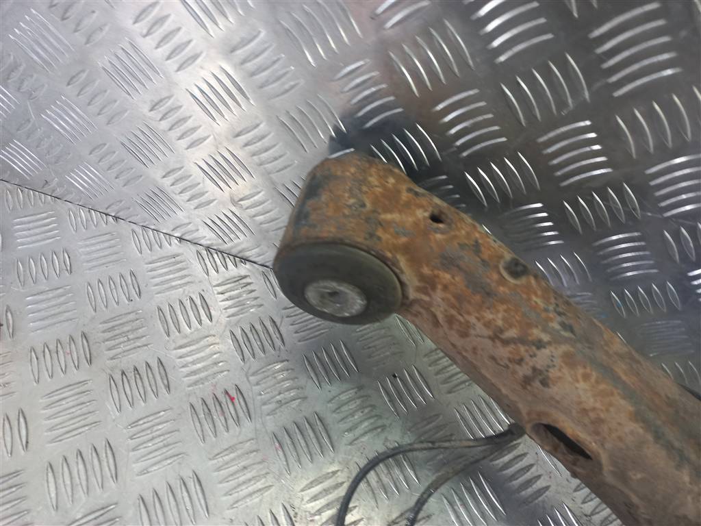 рычаг MERCEDES-BENZ Vito  A6393504701, 7880 рублей, Москва