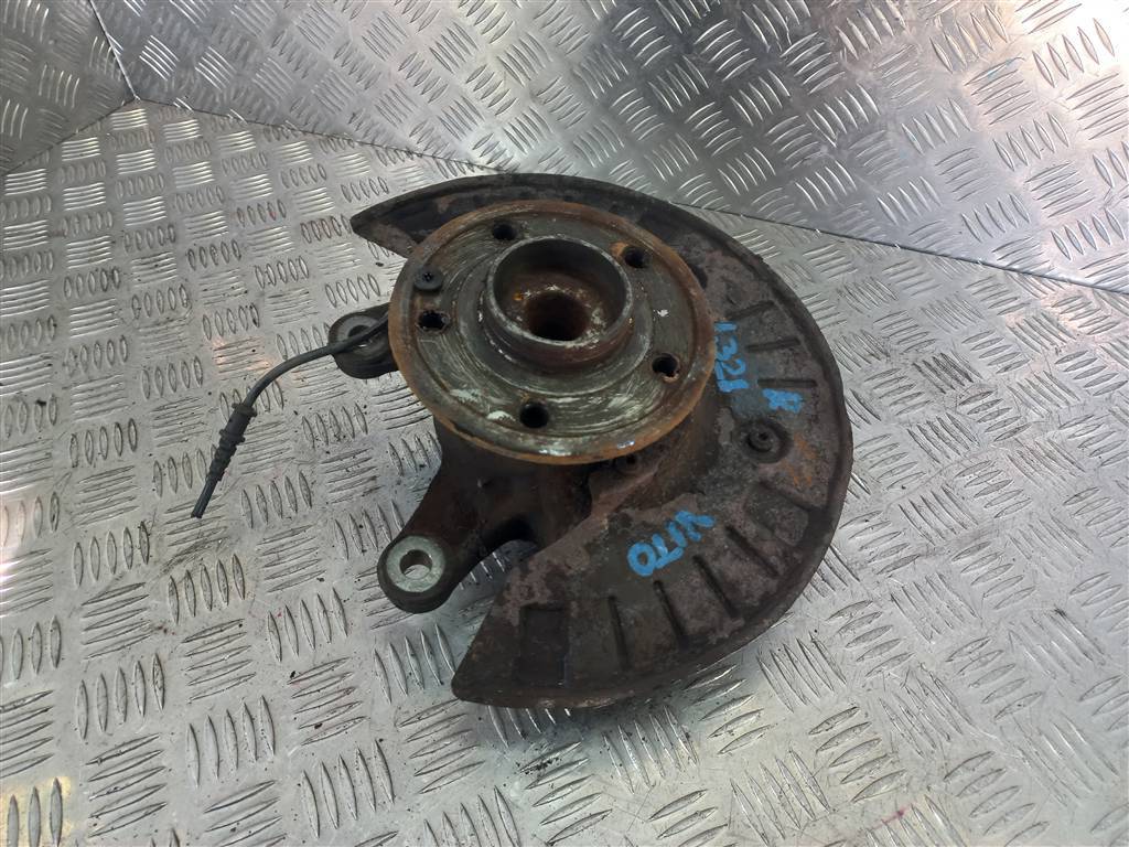 кулак MERCEDES-BENZ Vito  A6393300732, 6150 рублей, Москва