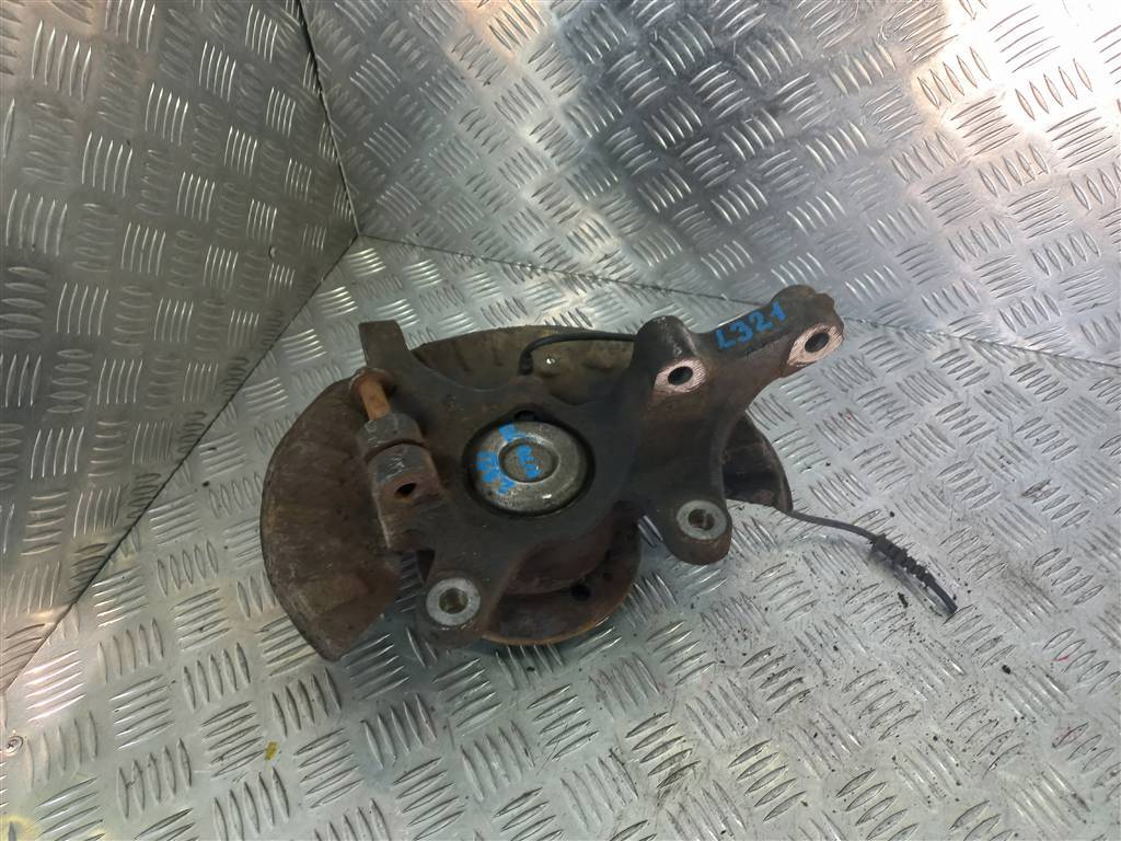 кулак MERCEDES-BENZ Vito  A6393300732, 6150 рублей, Москва