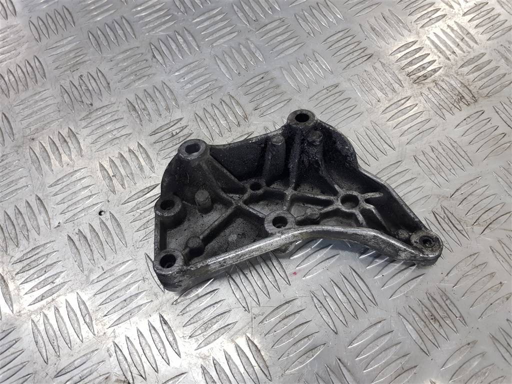 кронштейн коллектора MERCEDES-BENZ Sprinter  A6510940039, 750 рублей, Москва