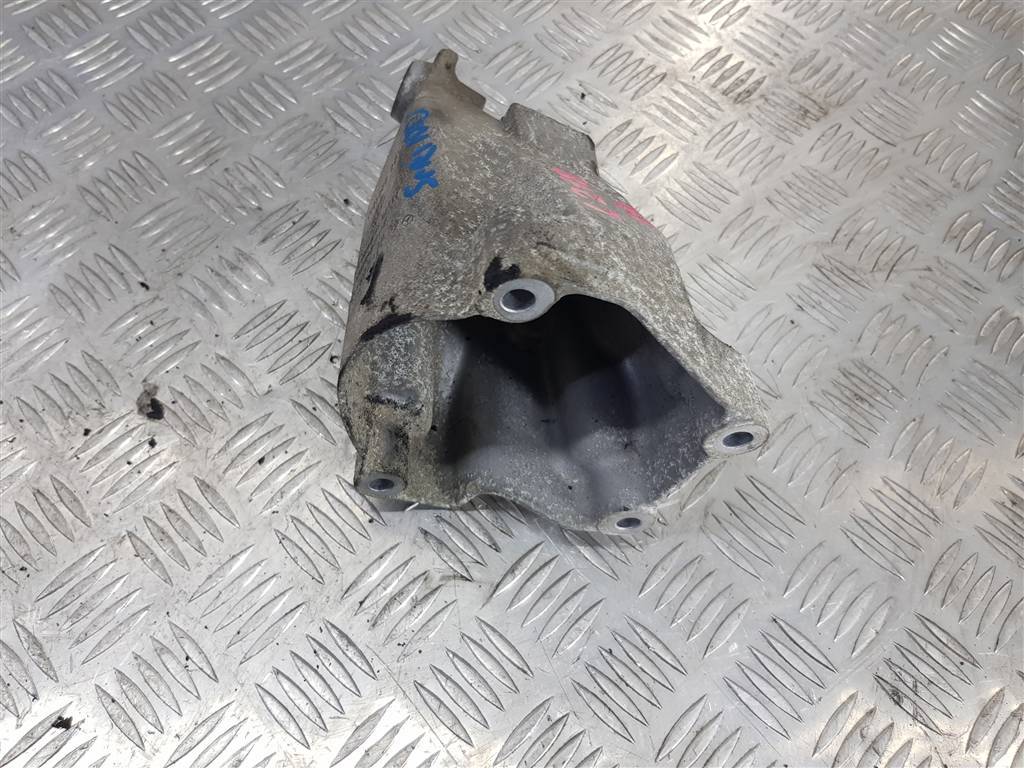 кронштейн двигателя (двс) MERCEDES-BENZ Sprinter  A6512231804, 980 рублей, Москва