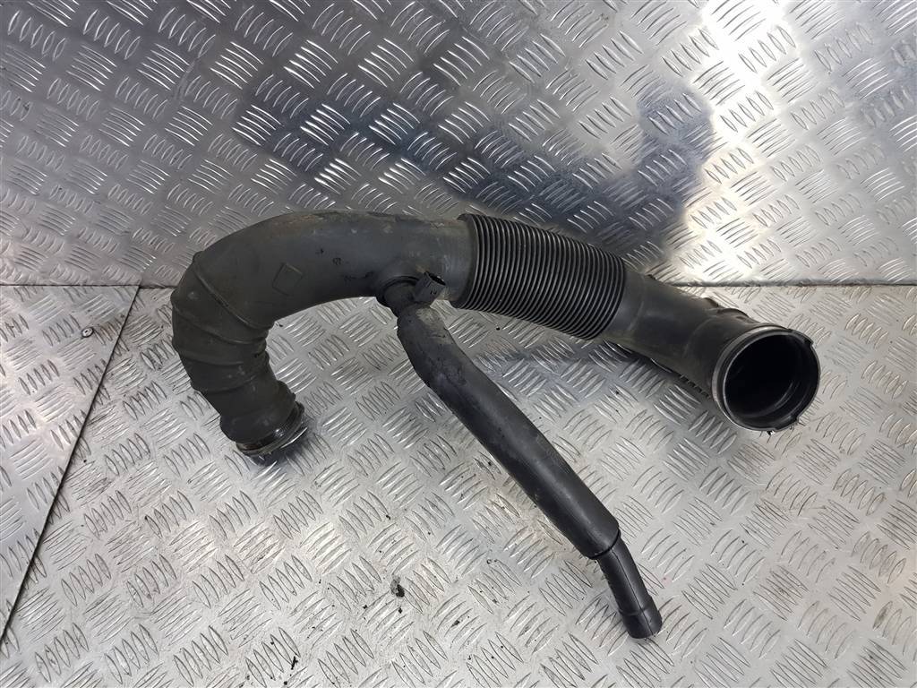 патрубок воздушный (пластик) MERCEDES-BENZ Sprinter  A9065281724, 2700 рублей, Москва