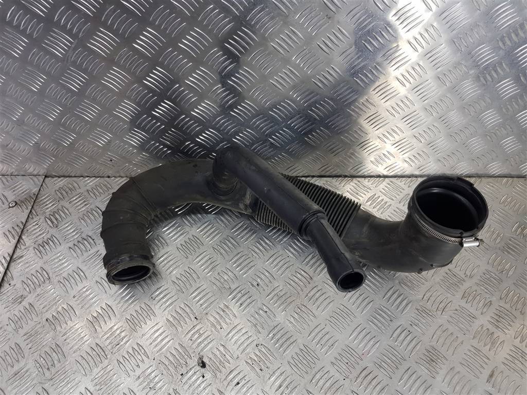 патрубок воздушный (пластик) MERCEDES-BENZ Sprinter  A9065281724, 2700 рублей, Москва