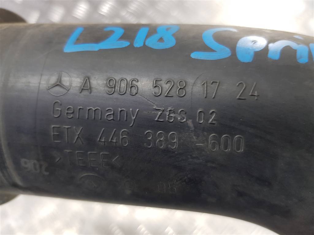 патрубок воздушный (пластик) MERCEDES-BENZ Sprinter  A9065281724, 2700 рублей, Москва