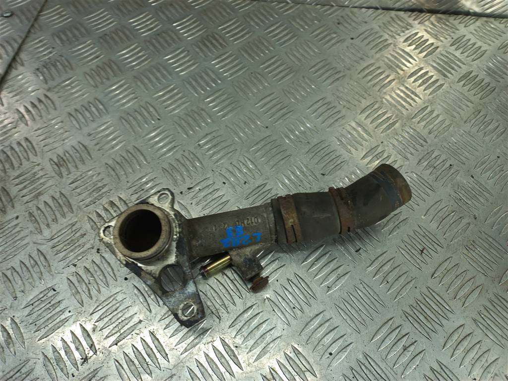 фланец системы охлаждения FORD Transit  1217149, 2010 рублей, Москва