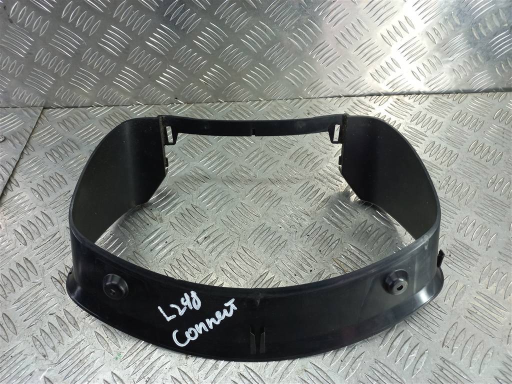 накладка торпедо FORD Tourneo Connect  4995676, 1550 рублей, Москва