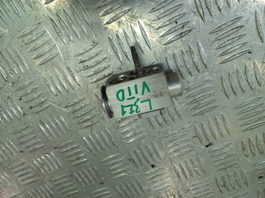 клапан кондиционера MERCEDES-BENZ Vito  A0048304184, 6150 рублей, Москва