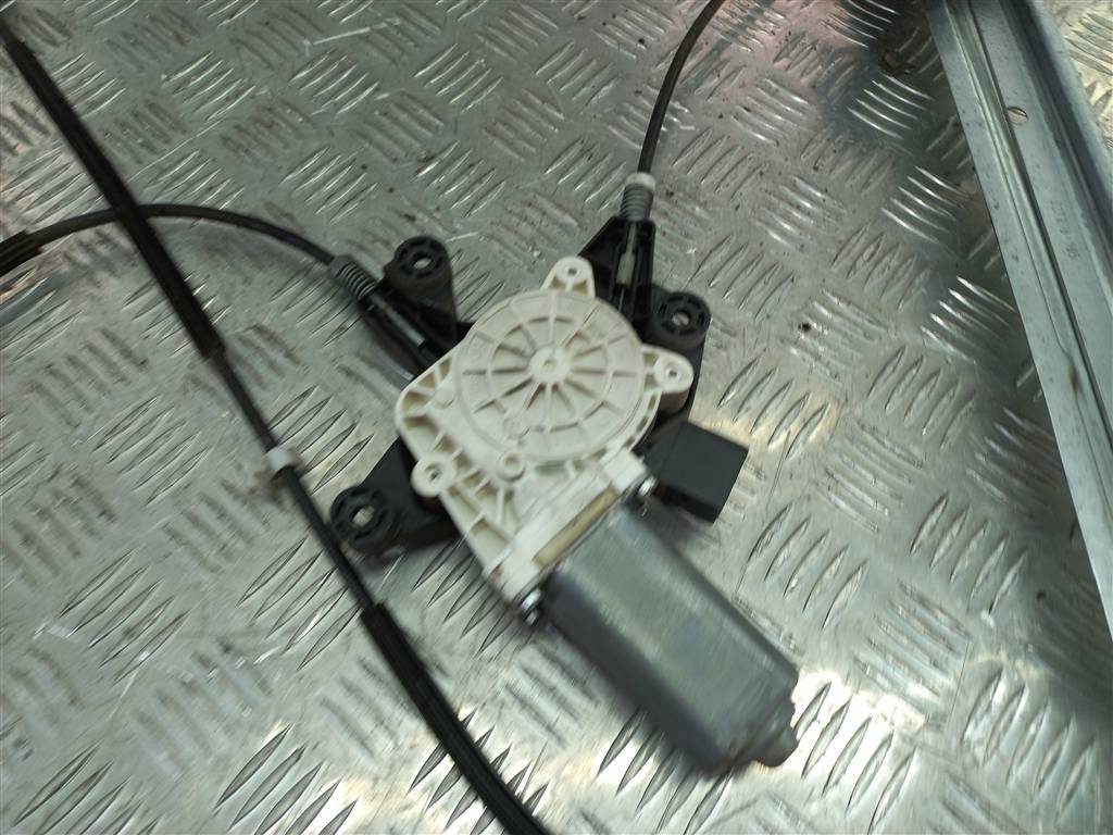 стеклоподъемник MERCEDES-BENZ Vito  A6397200046, 5810 рублей, Москва