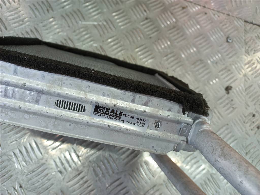 радиатор отопителя FORD Tourneo Connect  1062256, 1550 рублей, Москва