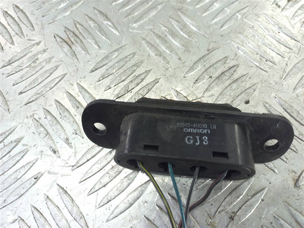 контактная группа двери сдвижной Hyundai Grand Starex  935954H010, 980 рублей, Москва