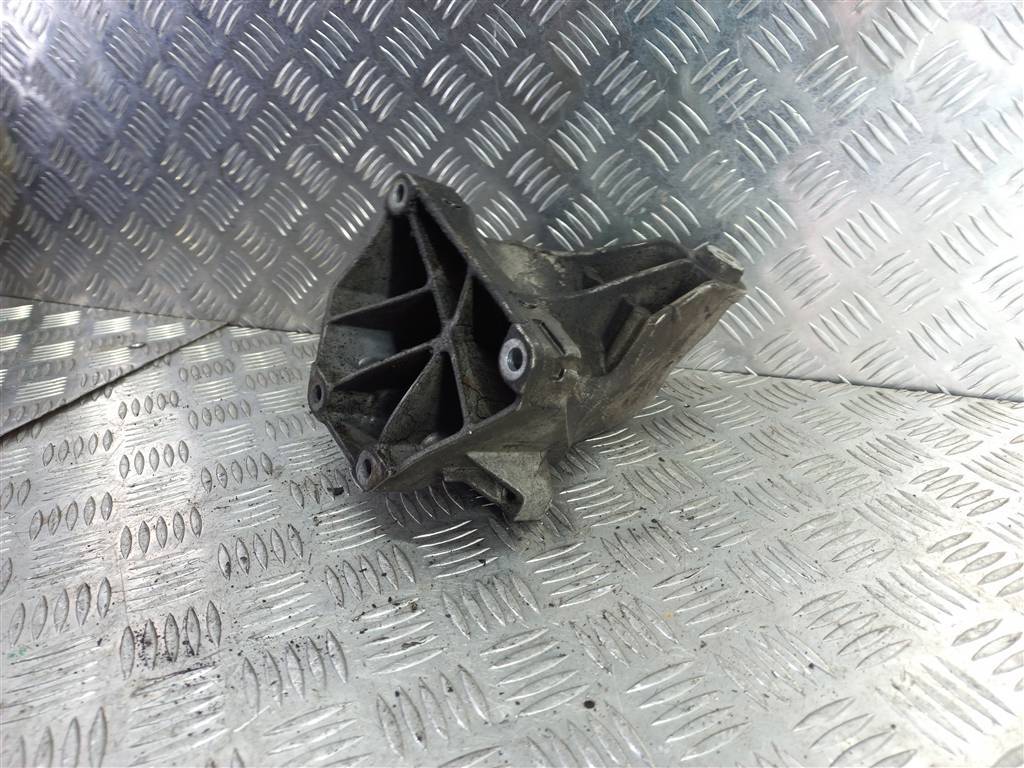 кронштейн двигателя (двс) MERCEDES-BENZ Vito  A6512231504, 2010 рублей, Москва