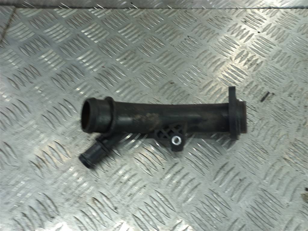 патрубок системы охлаждения (пластик) MERCEDES-BENZ Vito  A6512000051, 3850 рублей, Москва