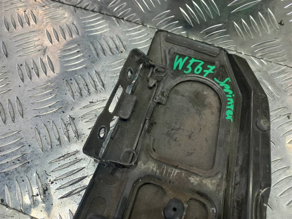 лючок бензобака MERCEDES-BENZ Sprinter  A9067500004, 2700 рублей, Москва