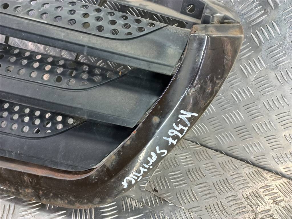 решетка радиатора MERCEDES-BENZ Sprinter  A9068880523, 26850 рублей, Москва