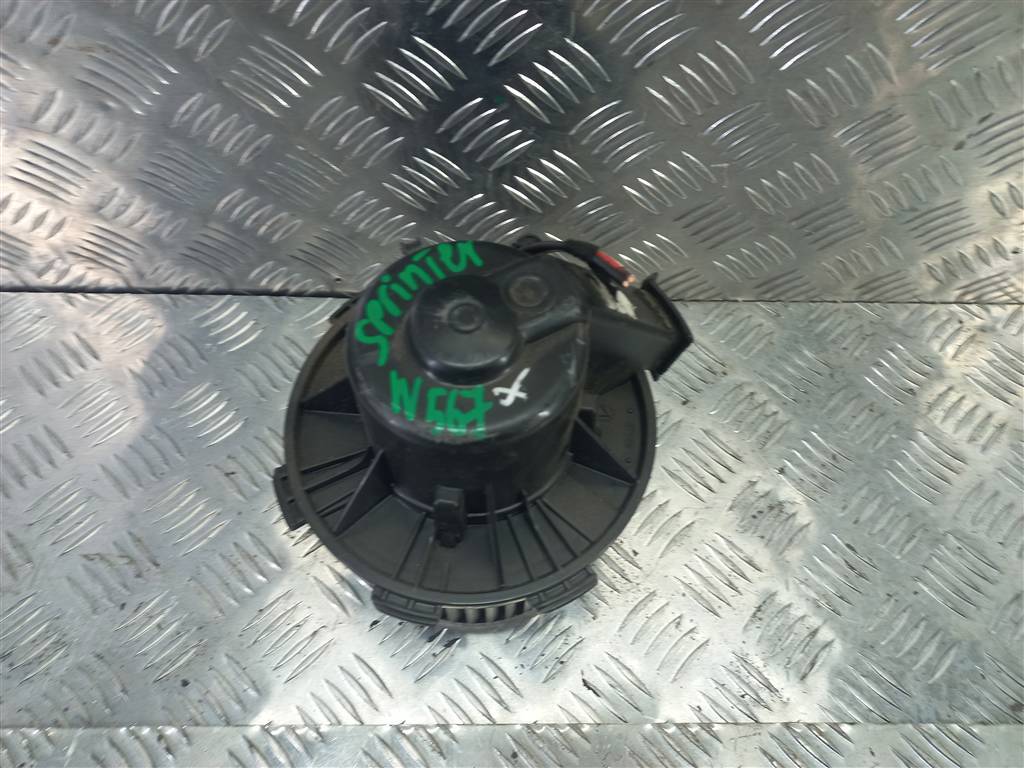 моторчик отопителя MERCEDES-BENZ Sprinter  A0008356007, 2930 рублей, Москва