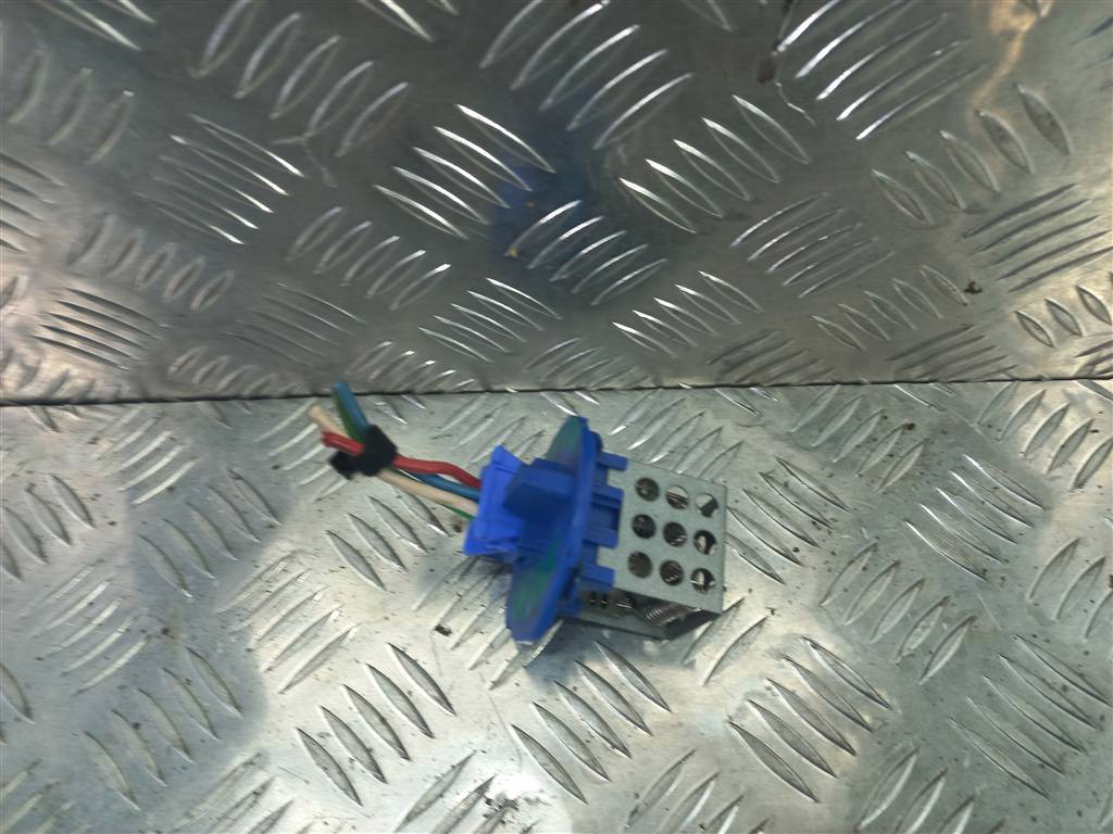 резистор отопителя (ежик) MERCEDES-BENZ Sprinter  A0008700089, 1550 рублей, Москва