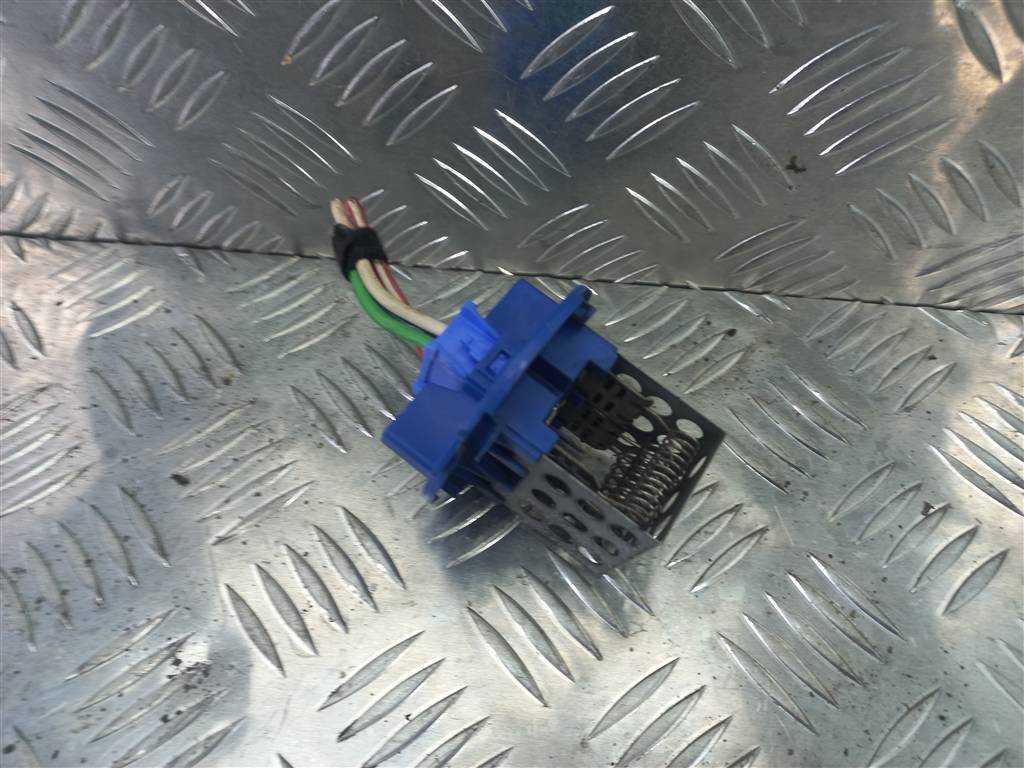 резистор отопителя (ежик) MERCEDES-BENZ Sprinter  A0008700089, 1550 рублей, Москва