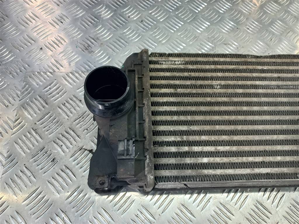 радиатор интеркулера (интеркулер) MERCEDES-BENZ Sprinter  A9065010201, 5000 рублей, Москва