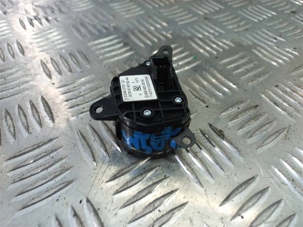 блок кнопок MERCEDES-BENZ Sprinter  A9068200010, 7300 рублей, Москва