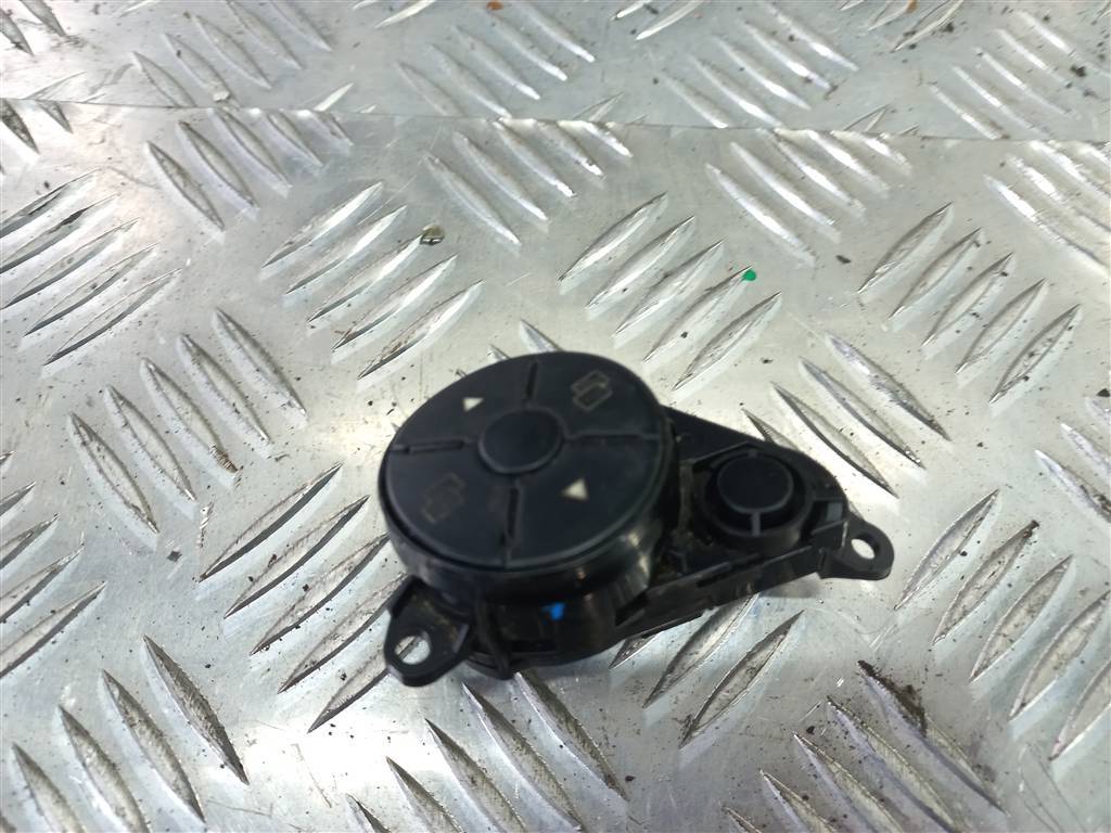 блок кнопок MERCEDES-BENZ Sprinter  A9068200010, 7300 рублей, Москва