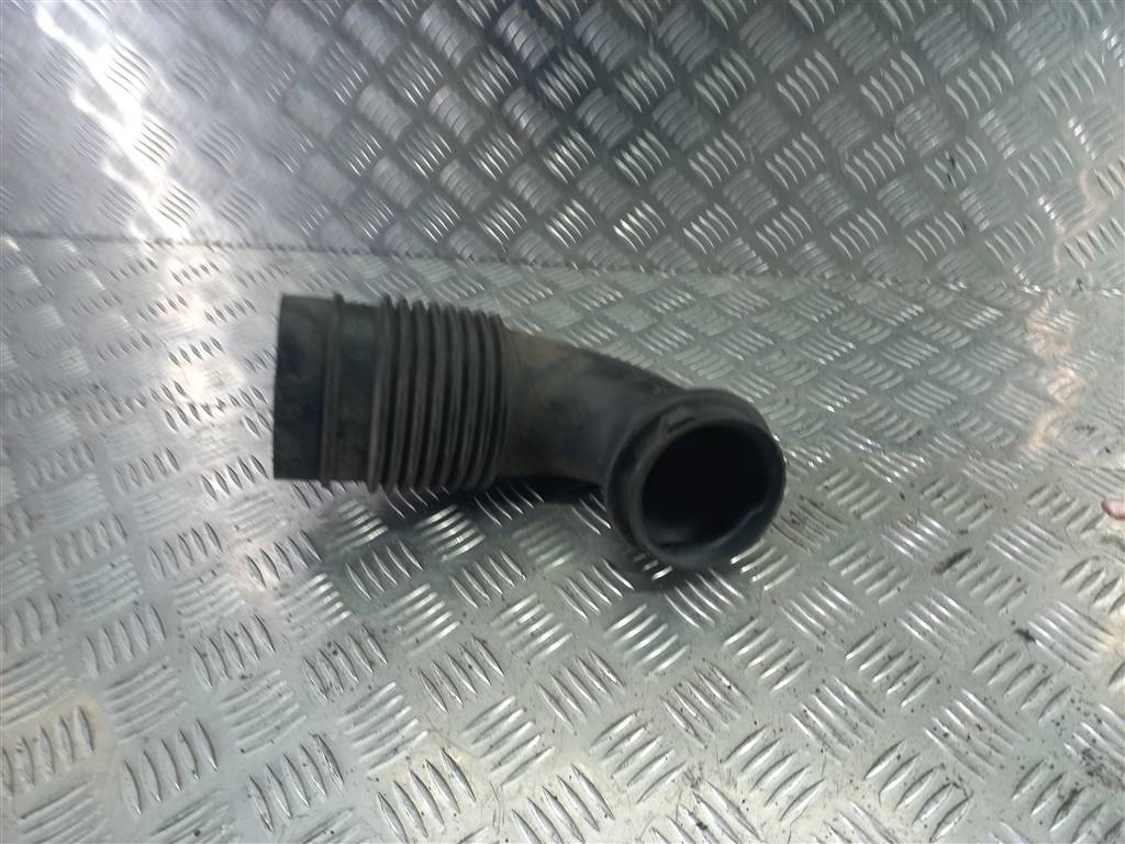 патрубок воздушный (пластик) MERCEDES-BENZ Sprinter  A9065280024, 1550 рублей, Москва