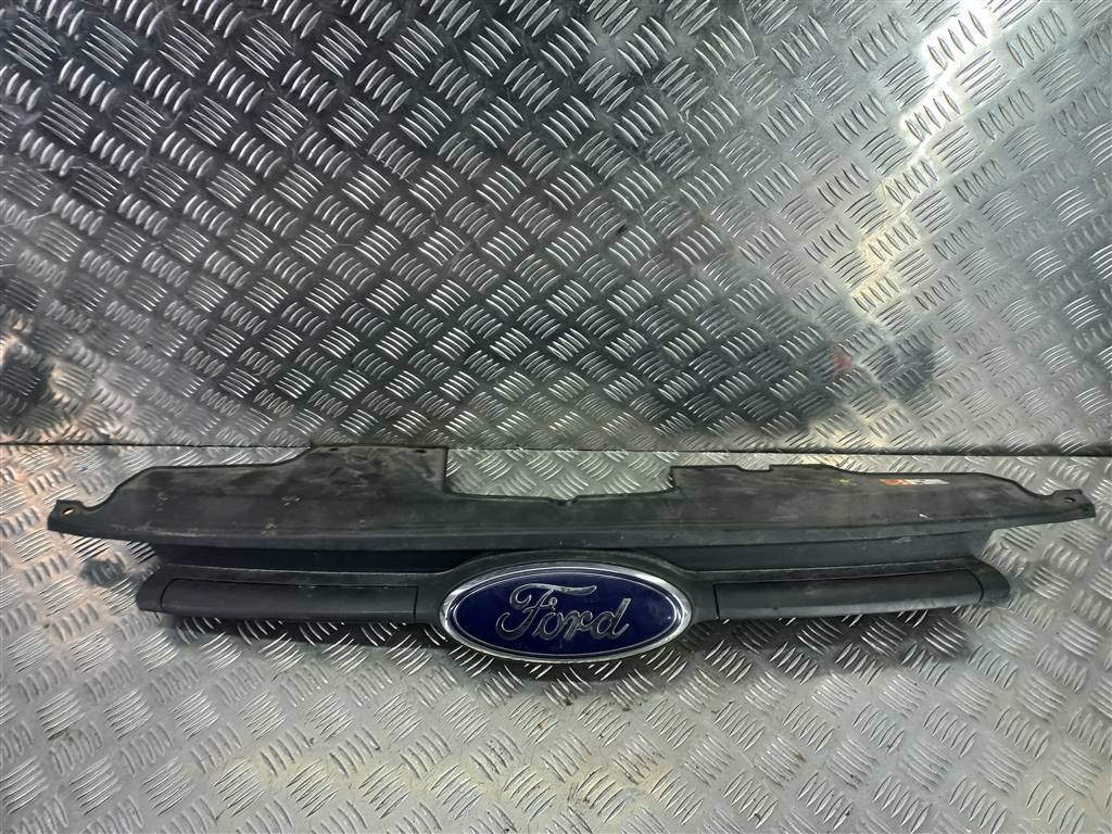 решетка радиатора FORD Tourneo Custom  2205562, 2130 рублей, Москва