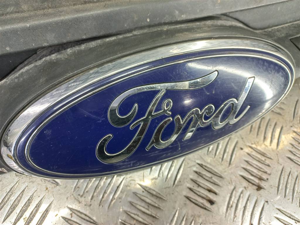 решетка радиатора FORD Tourneo Custom  2205562, 2130 рублей, Москва