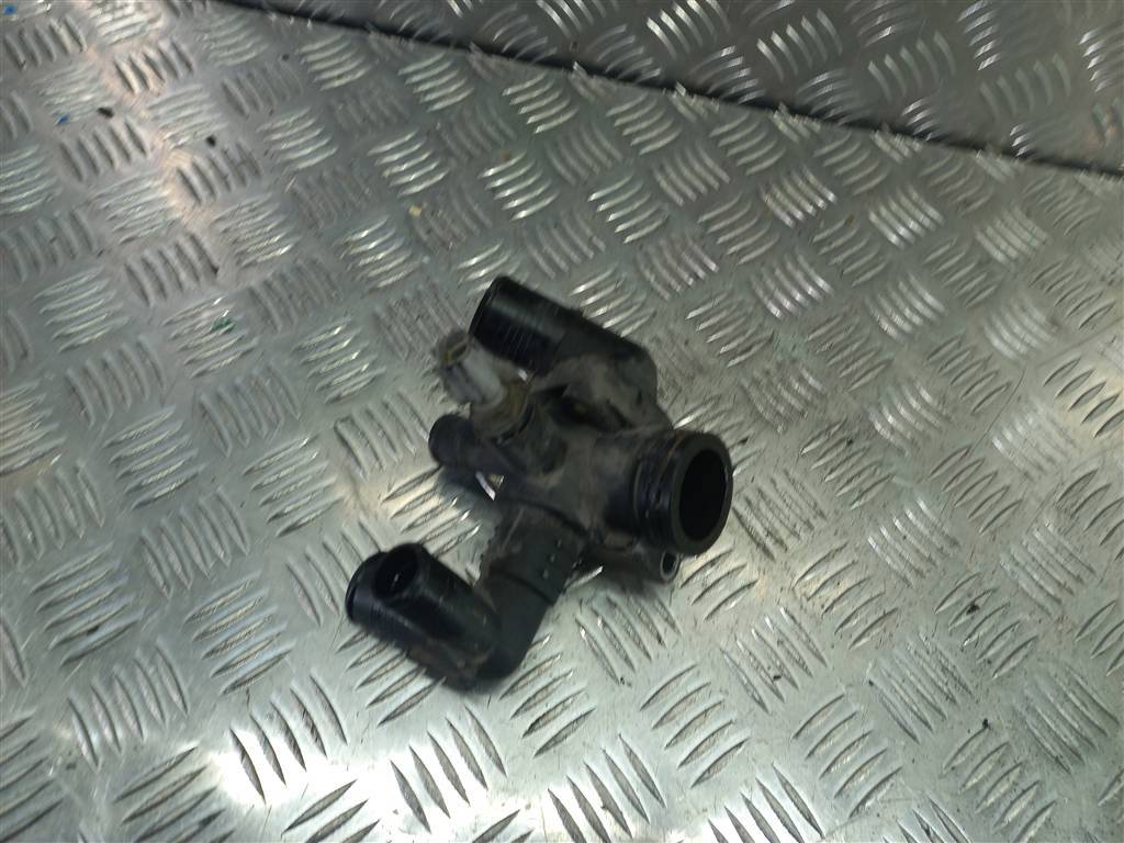 корпус термостата FORD Tourneo Custom  1731770, 3279 рублей, Москва