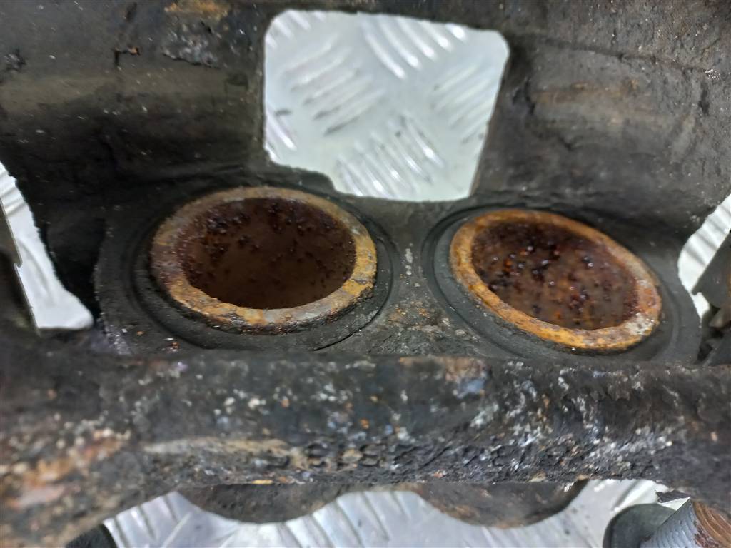 суппорт FORD Tourneo Custom  1783931, 6150 рублей, Москва