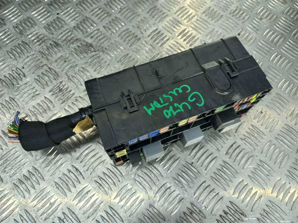 блок предохранителей FORD Tourneo Custom  2044064, 2130 рублей, Москва