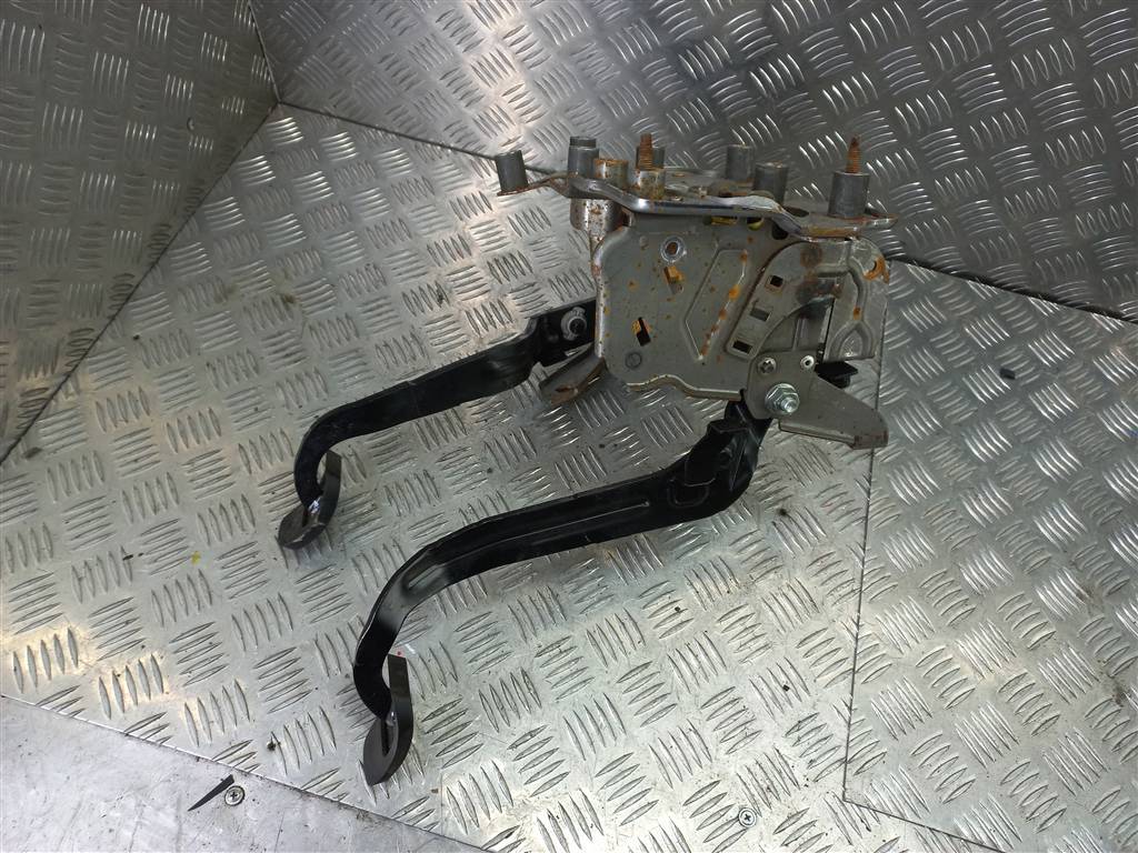 педальный узел FORD Tourneo Custom  2105660, 6150 рублей, Москва