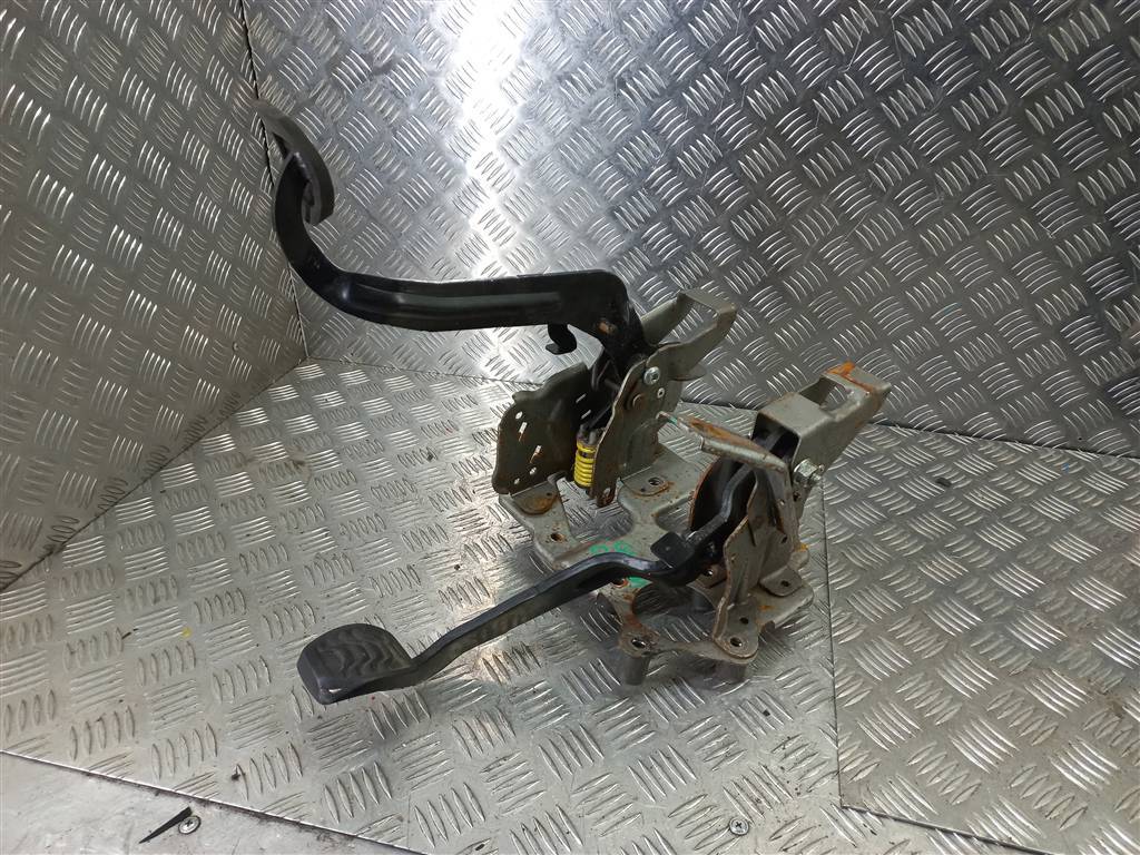 педальный узел FORD Tourneo Custom  2105660, 6150 рублей, Москва