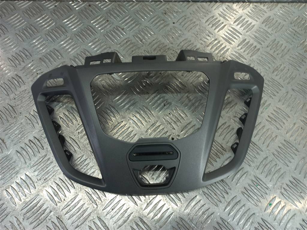 накладка торпедо FORD Tourneo Custom  1851869, 2130 рублей, Москва