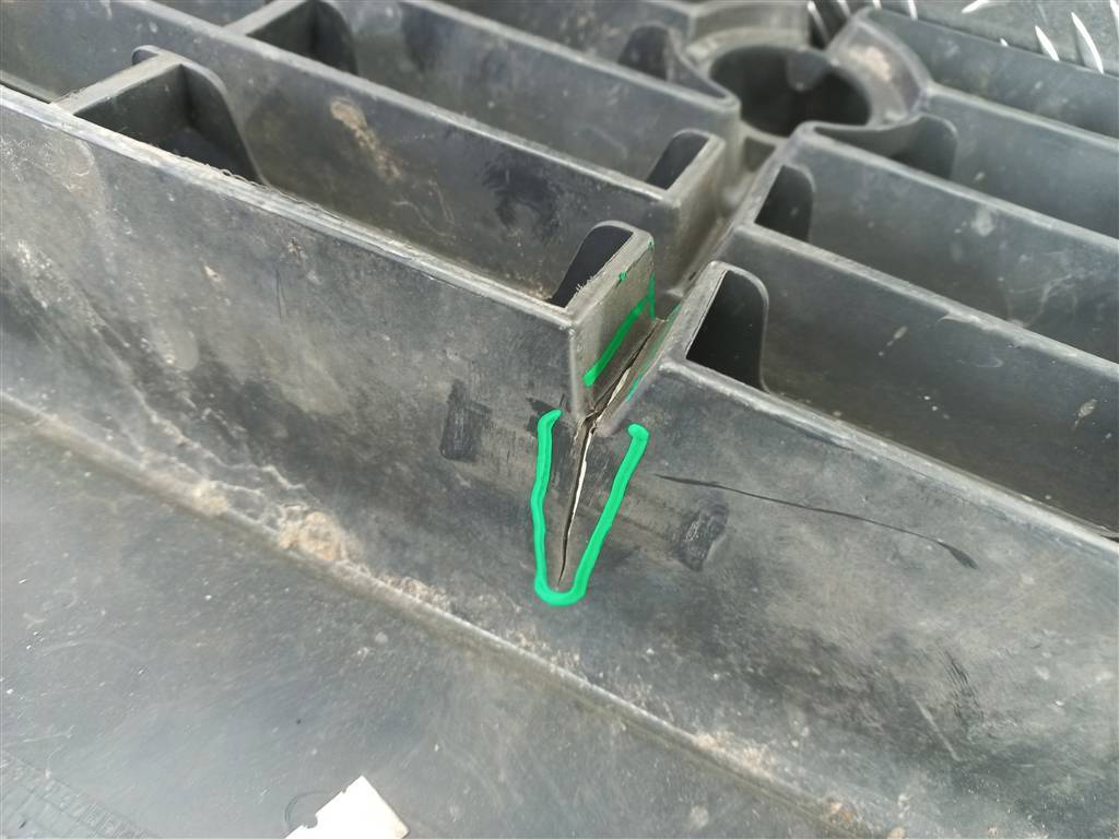 решетка бампера FORD Tourneo Custom  1778881, 3850 рублей, Москва