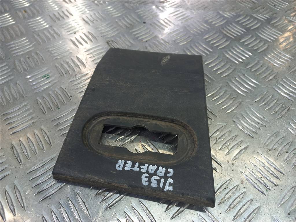 молдинг кузова (наружний) Volkswagen Crafter  2E1853536CJ, 860 рублей, Москва