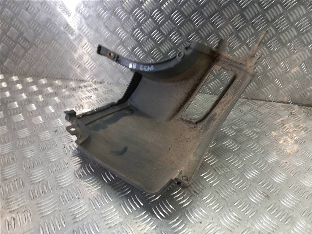 клык заднего бампера Volkswagen Crafter  2E1807322C, 2130 рублей, Москва