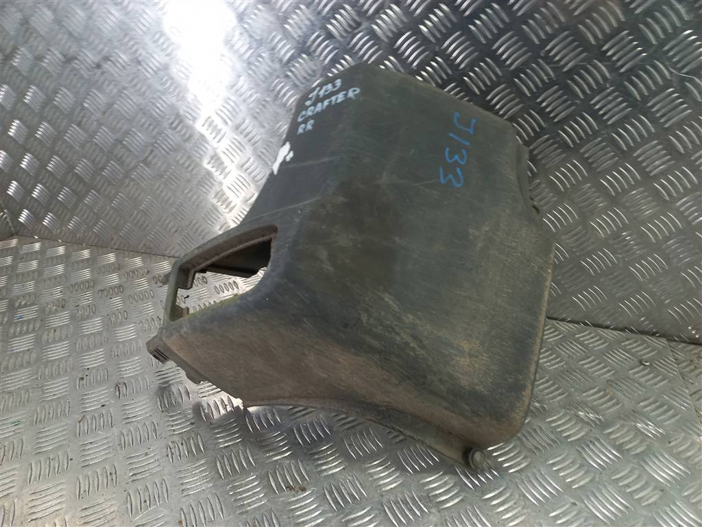 клык заднего бампера Volkswagen Crafter  2E1807322C, 2130 рублей, Москва