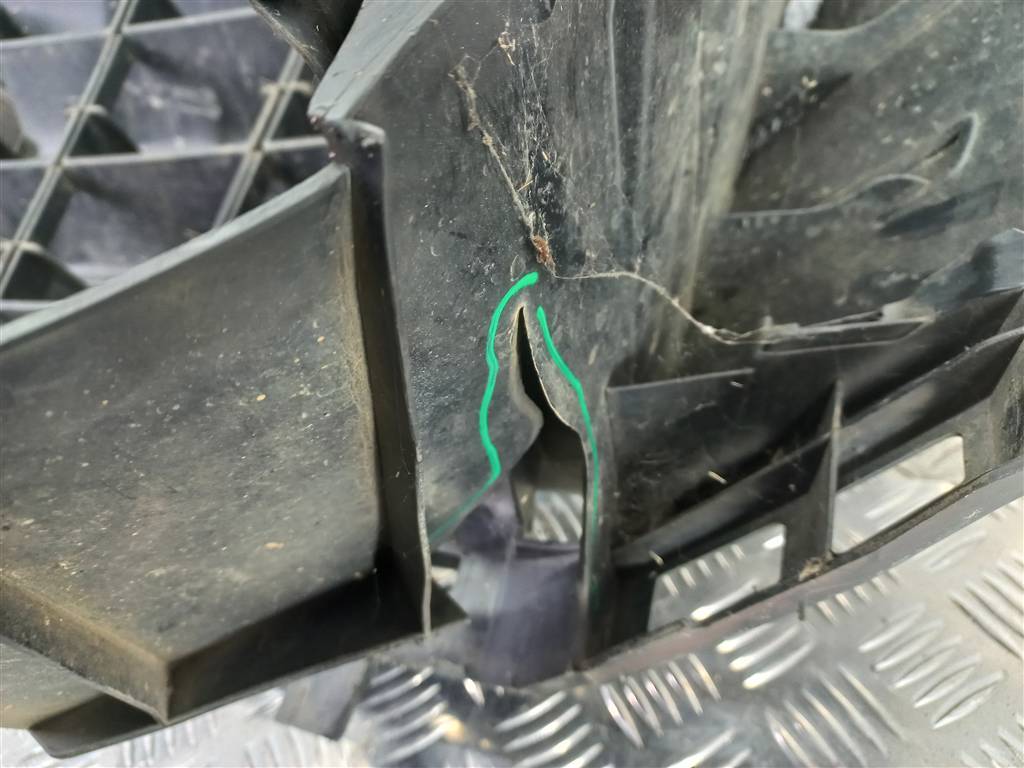 решетка радиатора Volkswagen Crafter  2E0853653E, 8450 рублей, Москва