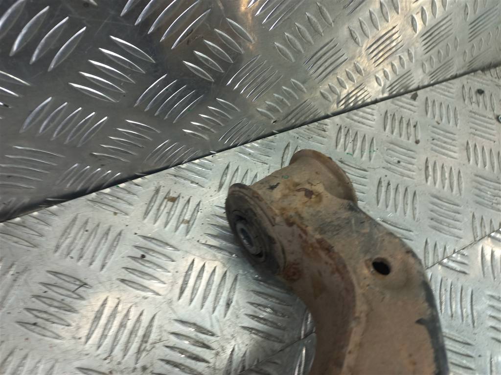 рычаг Volkswagen Crafter  2E0407152M, 2700 рублей, Москва