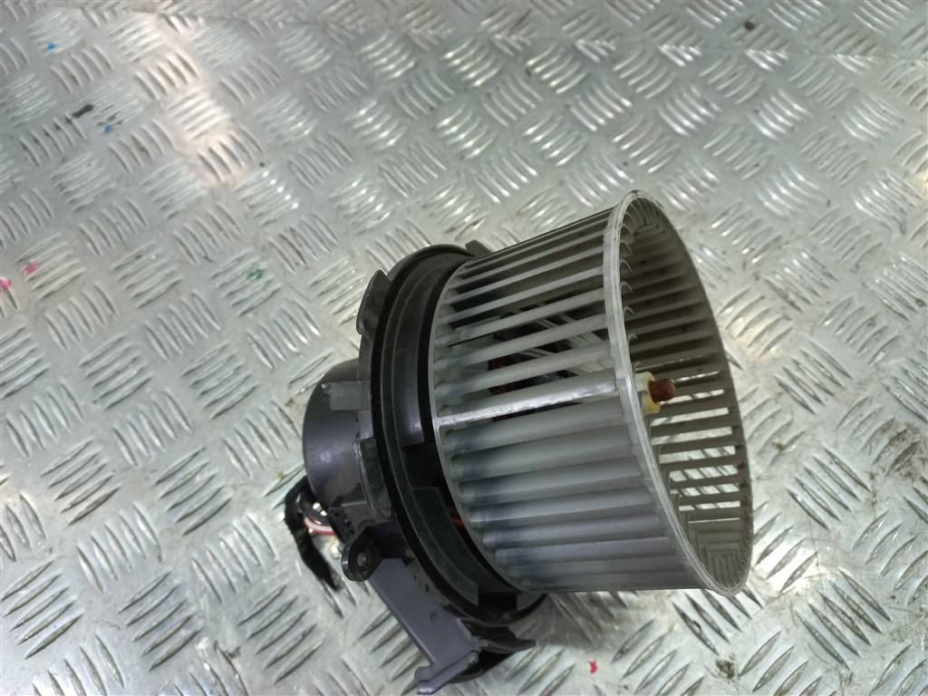 моторчик отопителя Volkswagen Crafter  2E0819987, 2930 рублей, Москва