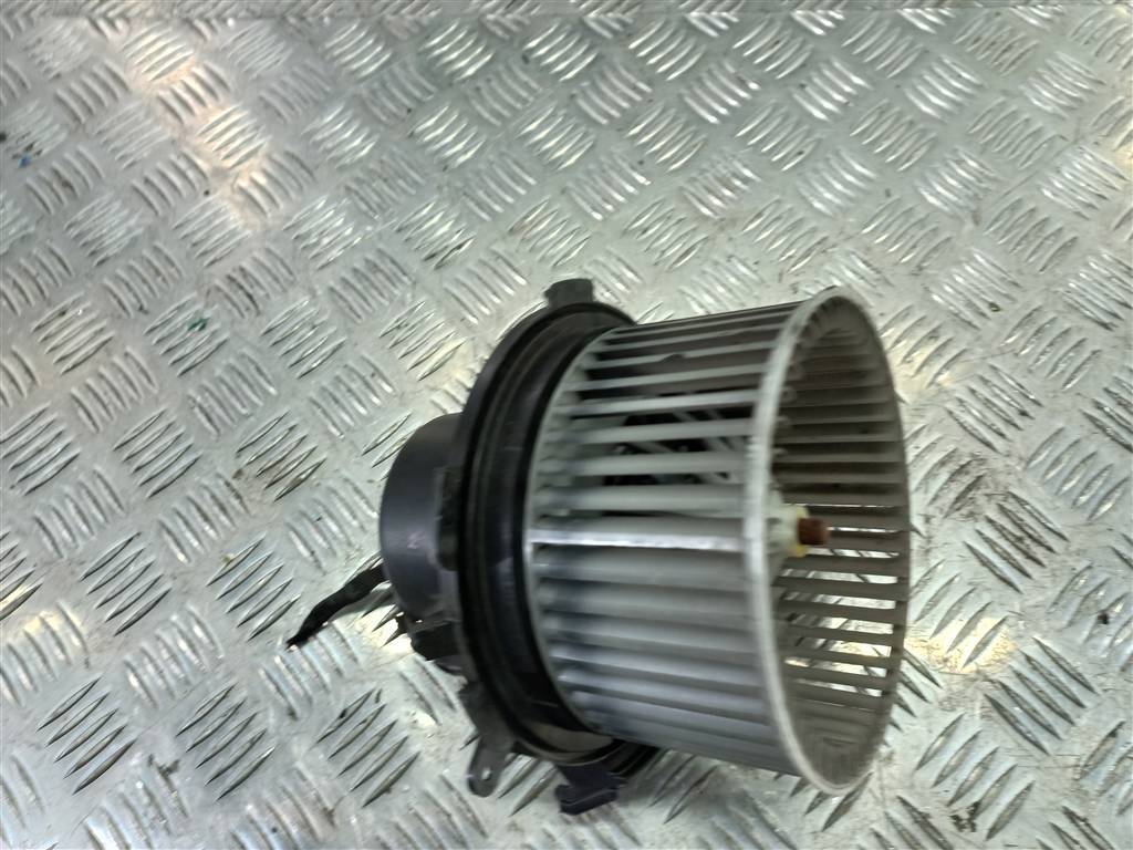 моторчик отопителя Volkswagen Crafter  2E0819987, 2930 рублей, Москва