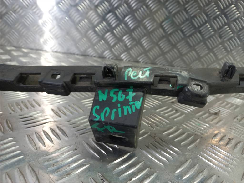 кронштейн бампера MERCEDES-BENZ Sprinter  A9068890114, 2130 рублей, Москва