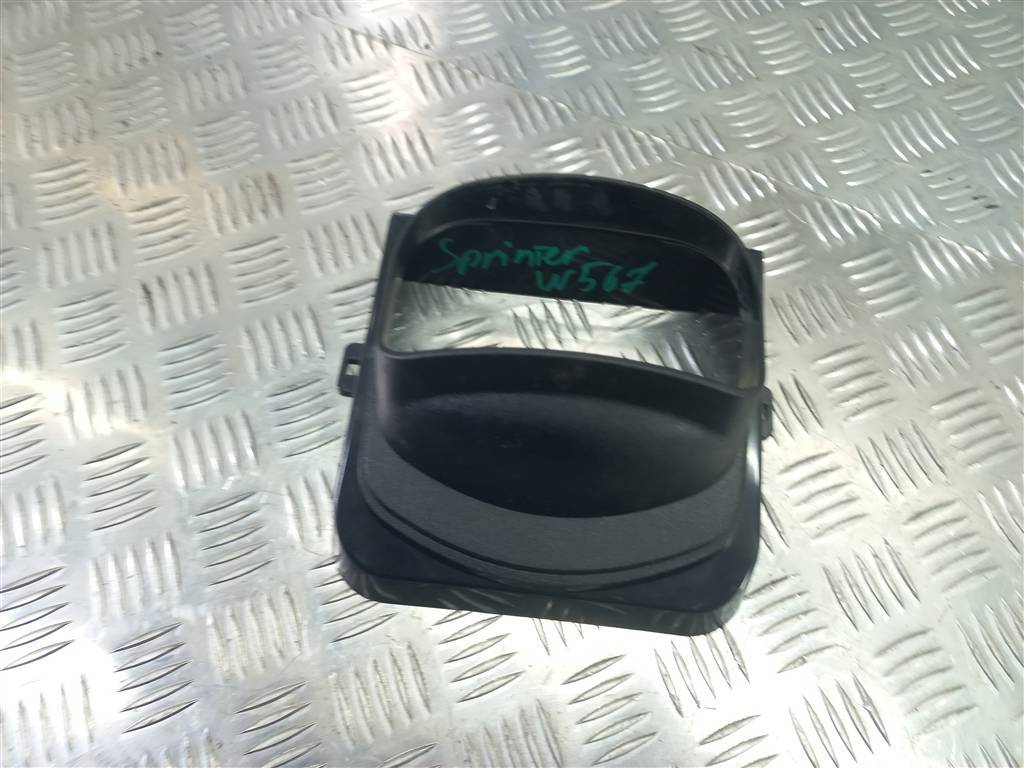 кожух рулевой колонки MERCEDES-BENZ Sprinter  A9066880006, 980 рублей, Москва