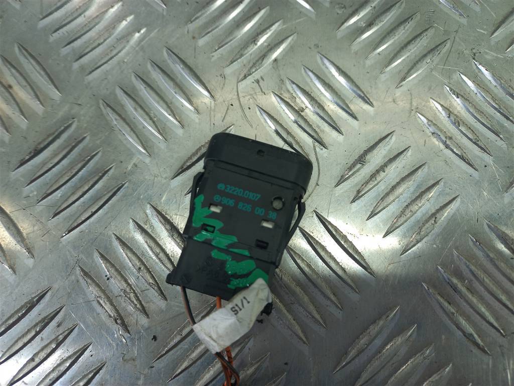 кнопка регулировки фар MERCEDES-BENZ Sprinter  A9068260038, 980 рублей, Москва