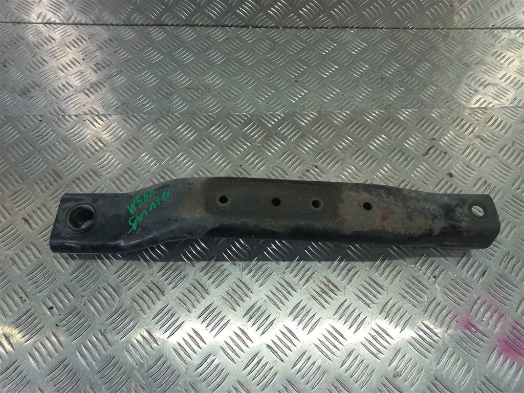 кронштейн подрамника MERCEDES-BENZ Sprinter  A9063300105, 2130 рублей, Москва