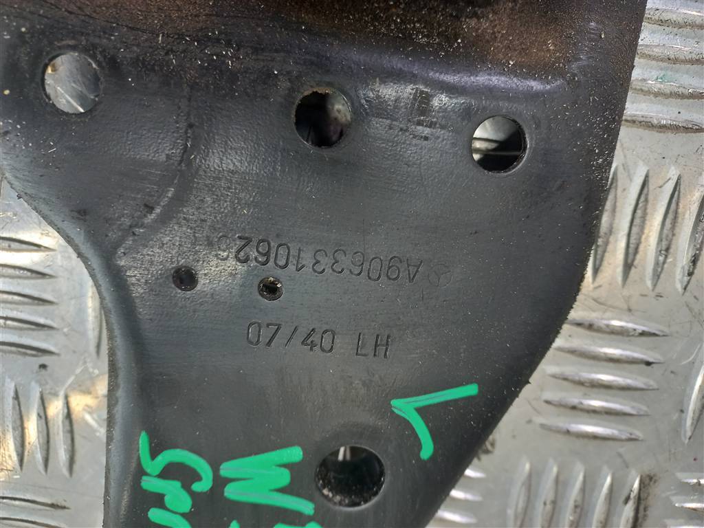 кронштейн рессоры MERCEDES-BENZ Sprinter  A9063310626, 980 рублей, Москва